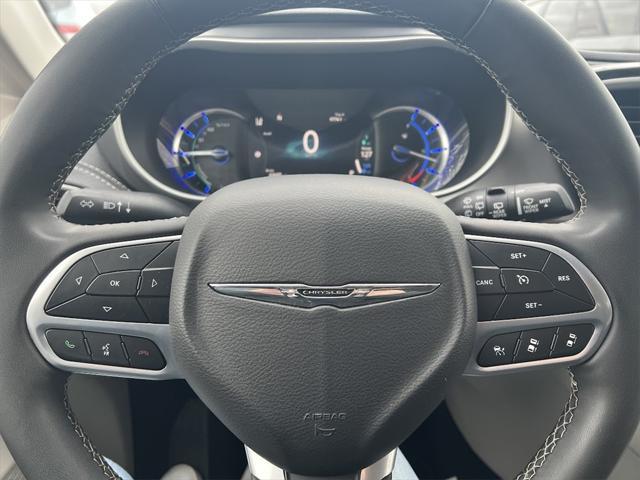 used 2022 Chrysler Pacifica Hybrid car, priced at $24,388