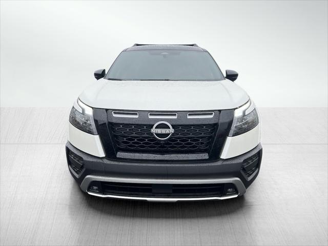 new 2024 Nissan Pathfinder car, priced at $46,035