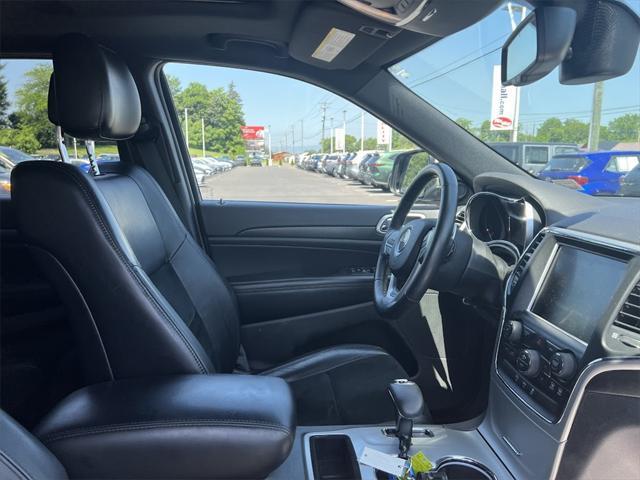 used 2015 Jeep Grand Cherokee car, priced at $13,488