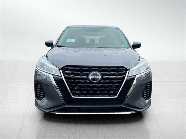 new 2025 Nissan Kicks car, priced at $23,071