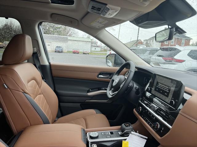 new 2025 Nissan Pathfinder car, priced at $49,392