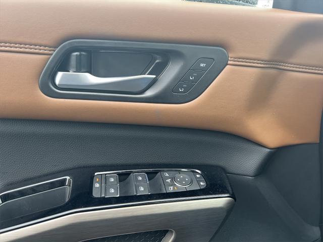 new 2025 Nissan Pathfinder car, priced at $49,892