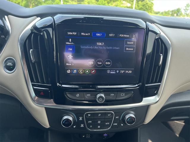 used 2023 Chevrolet Traverse car, priced at $33,988