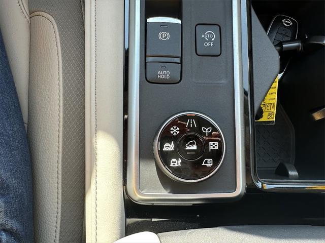 new 2025 Nissan Pathfinder car, priced at $46,330