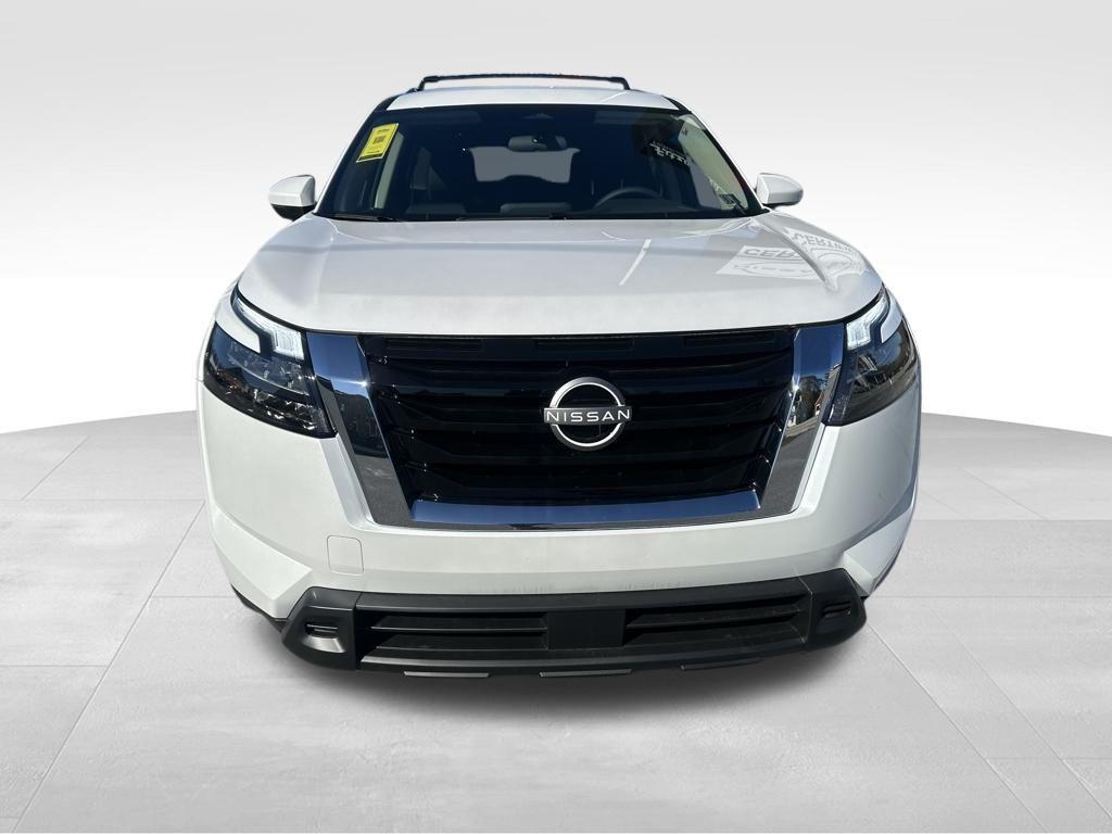new 2025 Nissan Pathfinder car, priced at $36,769