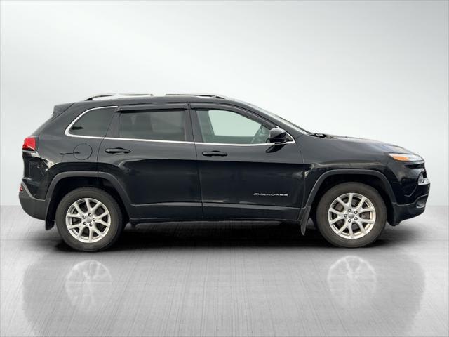 used 2016 Jeep Cherokee car, priced at $15,488