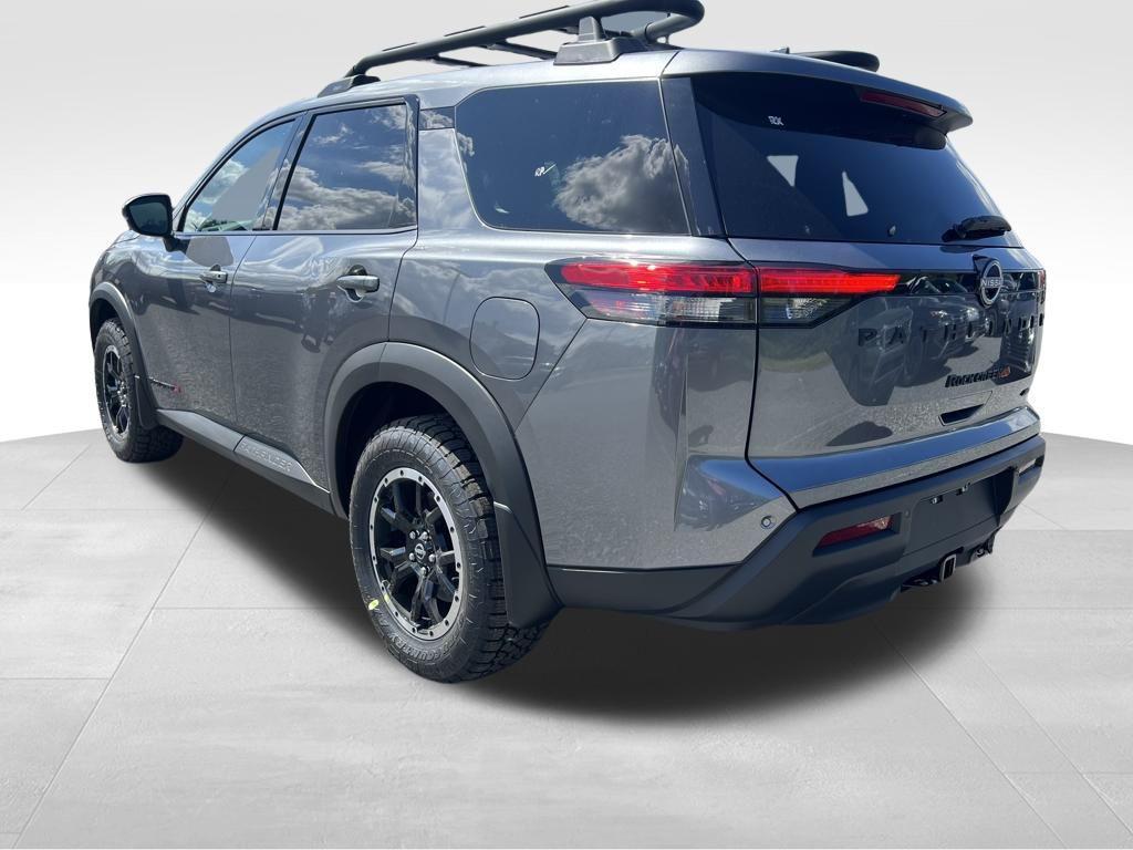 new 2025 Nissan Pathfinder car, priced at $38,968