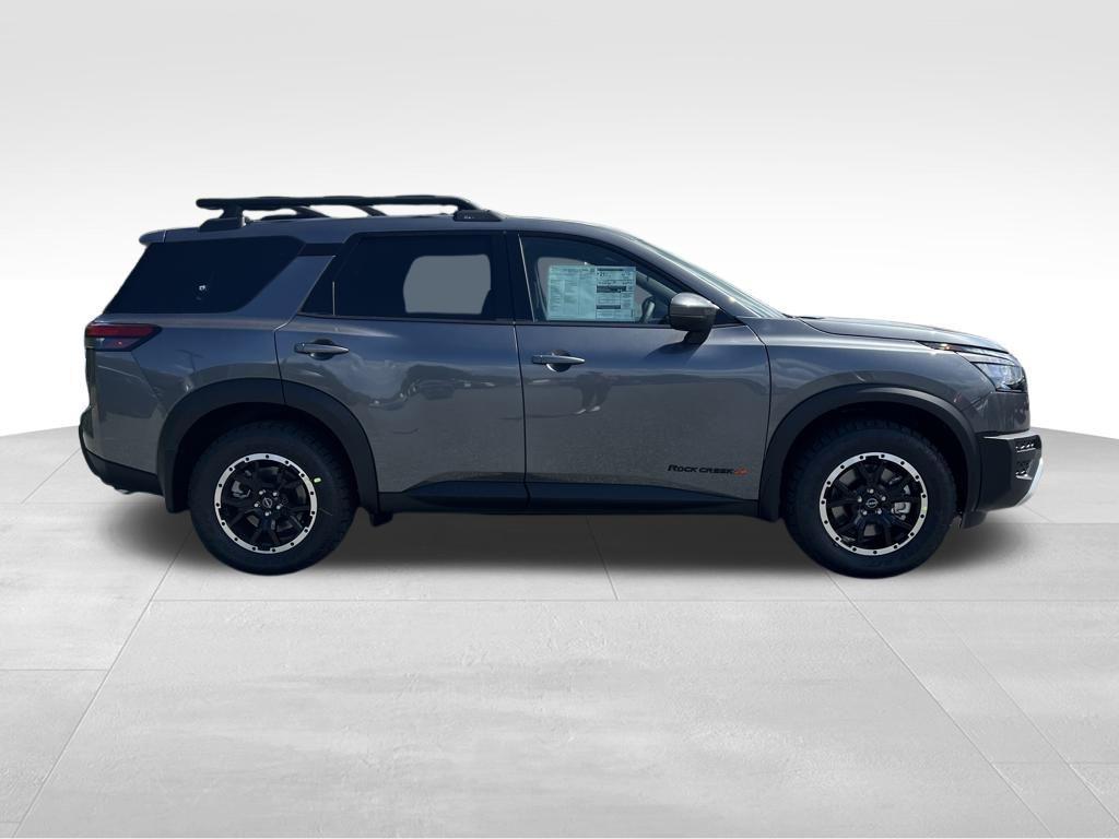 new 2025 Nissan Pathfinder car, priced at $38,968