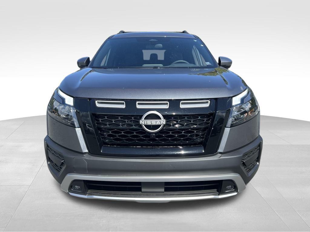 new 2025 Nissan Pathfinder car, priced at $38,968