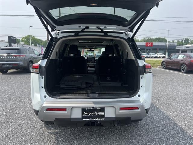 new 2025 Nissan Pathfinder car, priced at $46,732