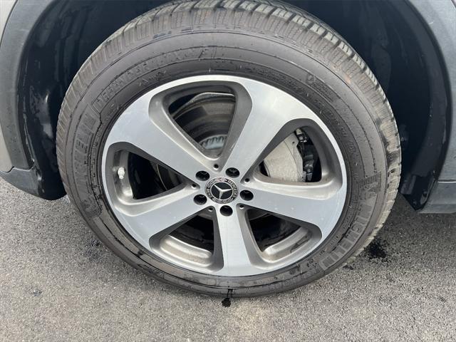 used 2020 Mercedes-Benz GLC 300 car, priced at $27,388