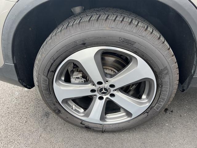 used 2020 Mercedes-Benz GLC 300 car, priced at $27,388