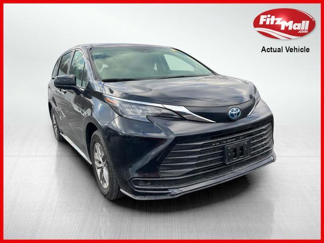 used 2024 Toyota Sienna car, priced at $39,988