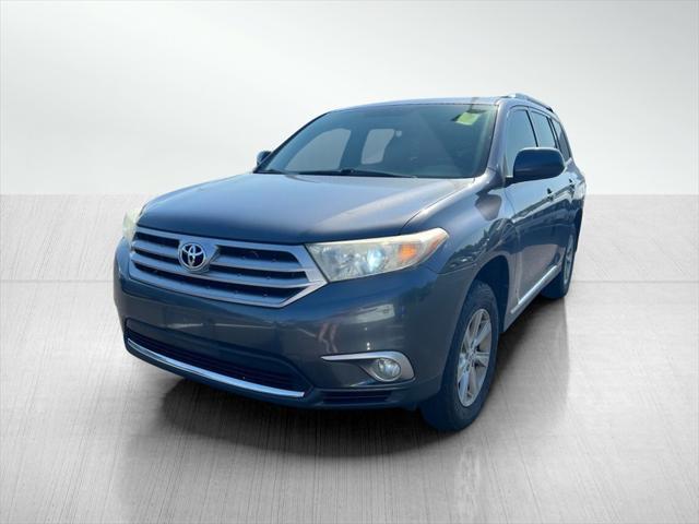 used 2013 Toyota Highlander car, priced at $9,988