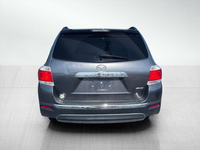 used 2013 Toyota Highlander car, priced at $9,988