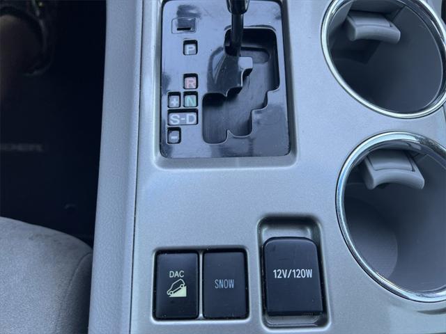 used 2013 Toyota Highlander car, priced at $9,988