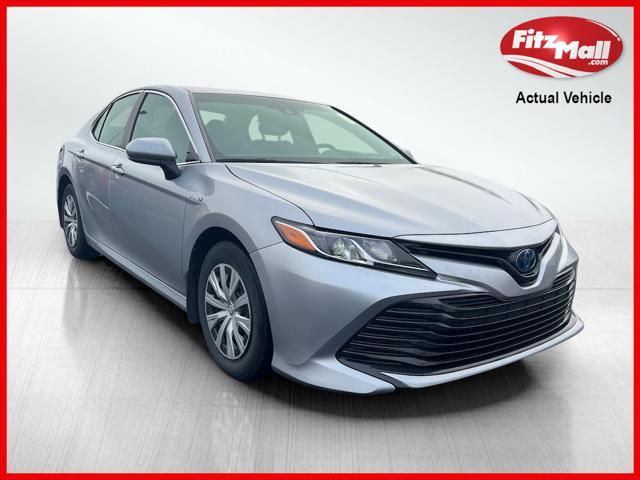 used 2018 Toyota Camry Hybrid car, priced at $21,488