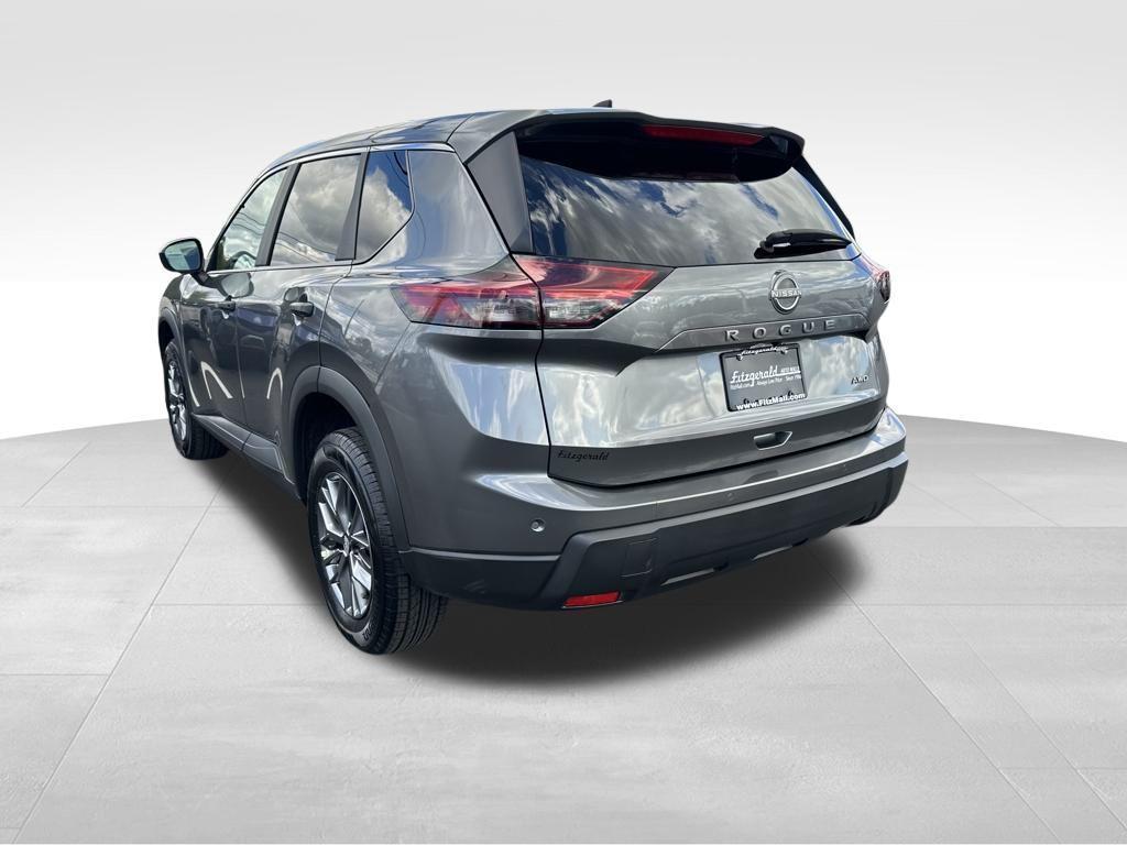 used 2024 Nissan Rogue car, priced at $21,988