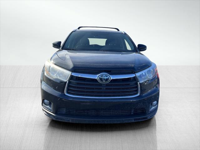 used 2016 Toyota Highlander car, priced at $20,488