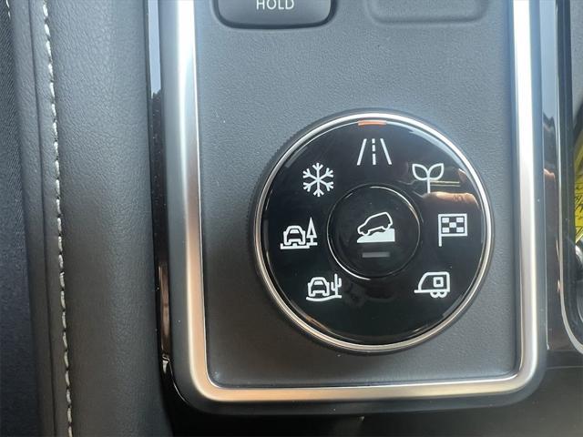 new 2025 Nissan Pathfinder car, priced at $39,859