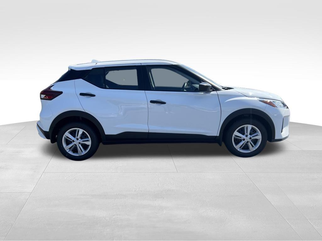 new 2025 Nissan Kicks car, priced at $23,240