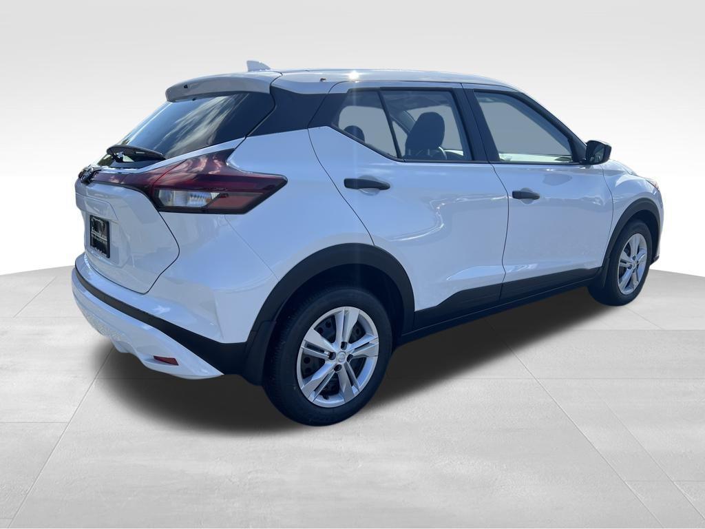 new 2025 Nissan Kicks car, priced at $23,240