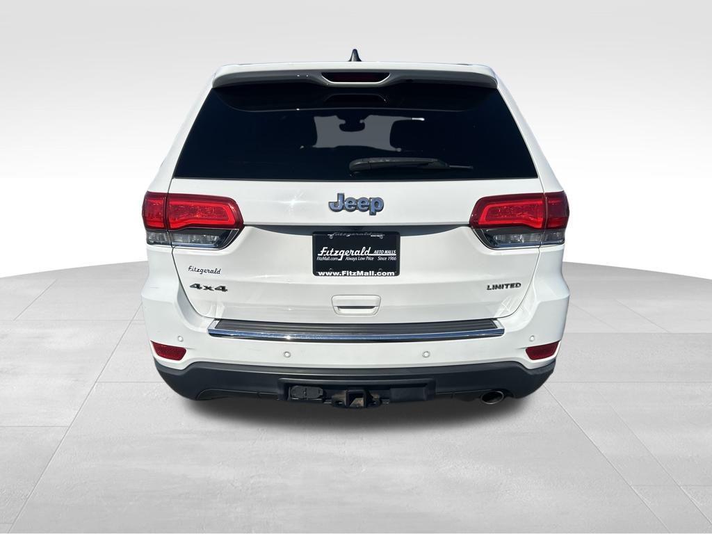 used 2018 Jeep Grand Cherokee car, priced at $15,688