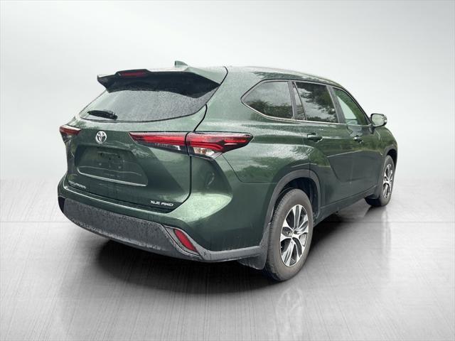 used 2024 Toyota Highlander car, priced at $44,488