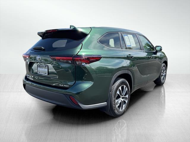 used 2024 Toyota Highlander car, priced at $44,488