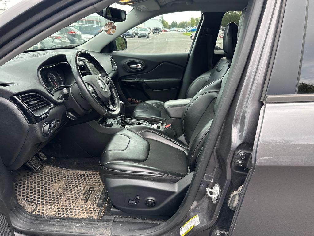 used 2020 Jeep Cherokee car, priced at $18,888