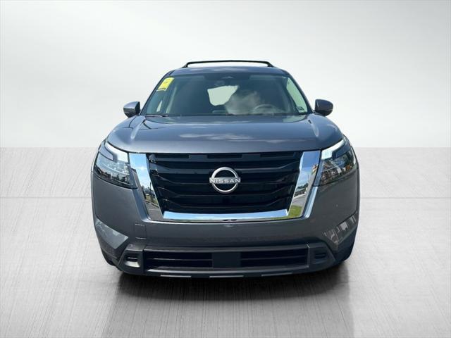 new 2025 Nissan Pathfinder car, priced at $41,171