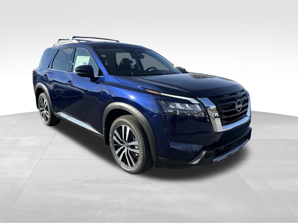 new 2025 Nissan Pathfinder car, priced at $45,910