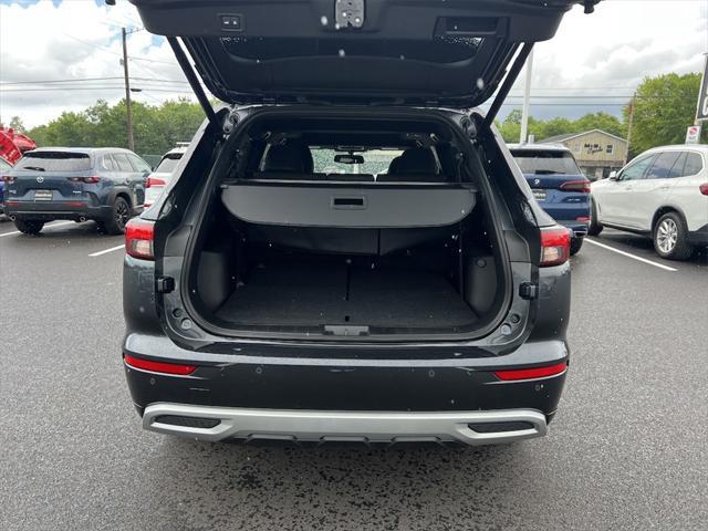 used 2024 Mitsubishi Outlander car, priced at $32,988