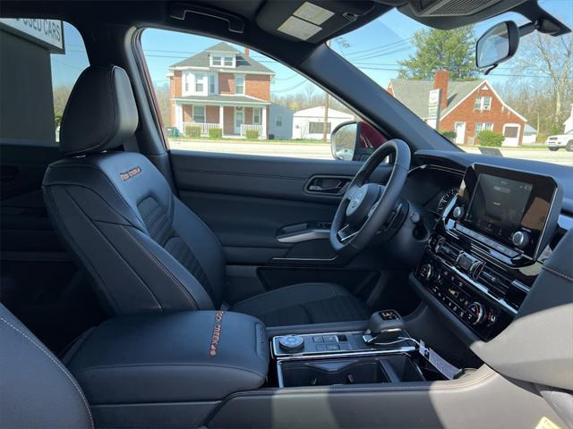 new 2025 Nissan Pathfinder car, priced at $44,186
