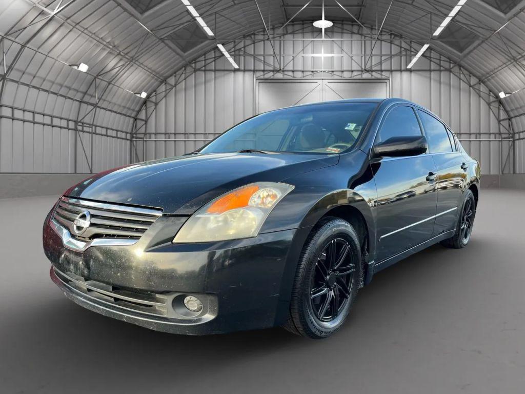 used 2009 Nissan Altima car, priced at $3,950