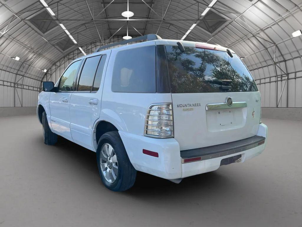 used 2007 Mercury Mountaineer car, priced at $1,950