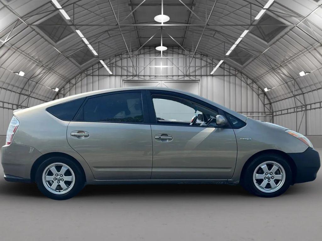 used 2008 Toyota Prius car, priced at $2,950