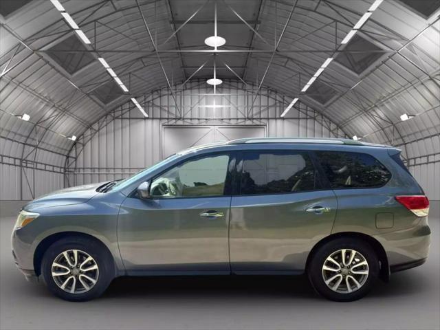 used 2015 Nissan Pathfinder car, priced at $7,995
