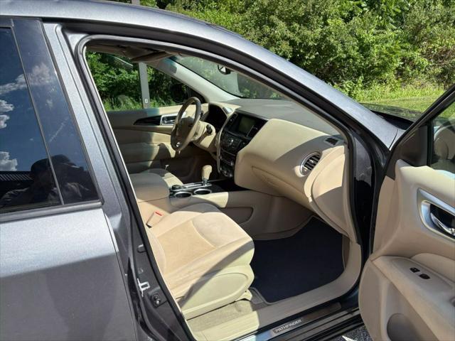used 2015 Nissan Pathfinder car, priced at $3,950