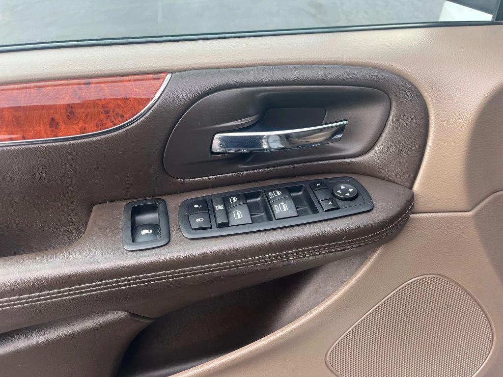 used 2015 Chrysler Town & Country car, priced at $9,995