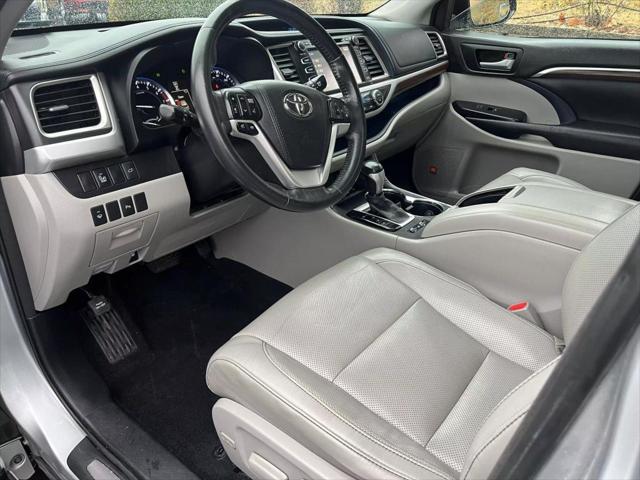 used 2015 Toyota Highlander car, priced at $15,995