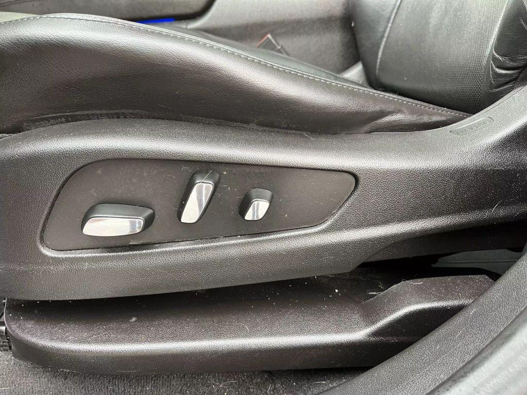 used 2017 Cadillac XT5 car, priced at $15,695