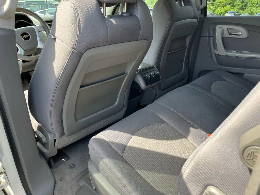 used 2012 Chevrolet Traverse car, priced at $2,950