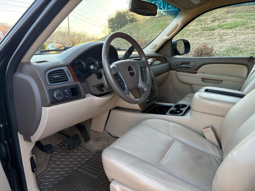 used 2013 GMC Yukon XL car, priced at $13,795