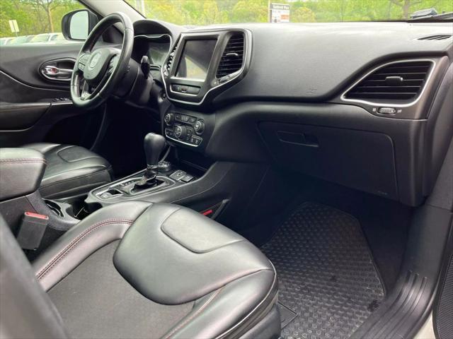 used 2019 Jeep Cherokee car, priced at $15,694