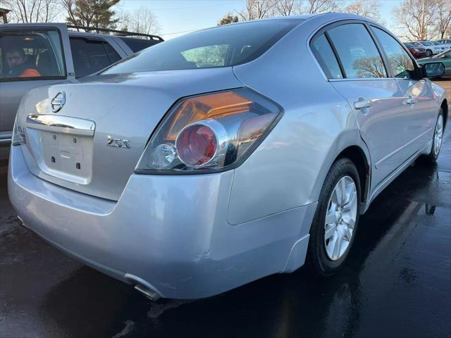 used 2009 Nissan Altima car, priced at $7,995