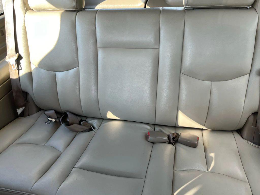 used 2004 Chevrolet Suburban car, priced at $4,954