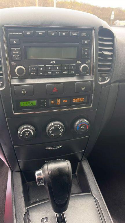 used 2008 Kia Sorento car, priced at $3,950