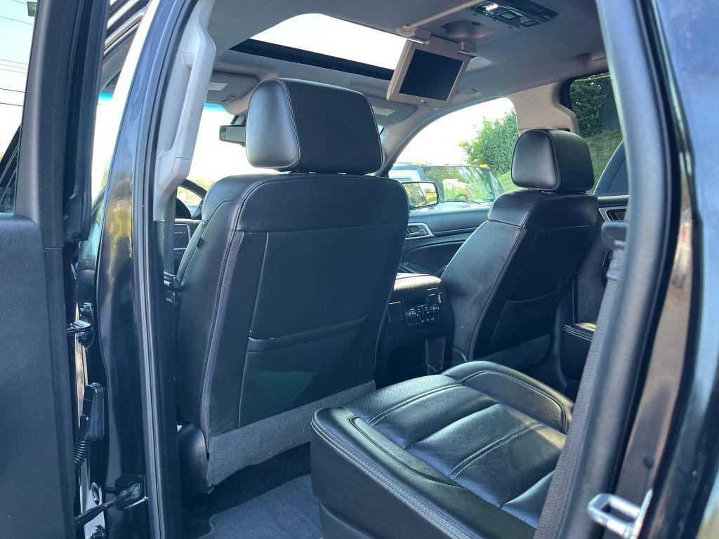 used 2018 GMC Yukon car, priced at $29,295