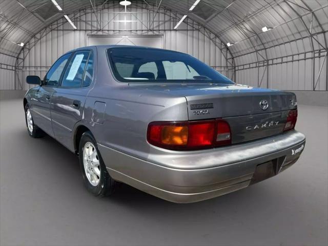 used 1995 Toyota Camry car, priced at $4,250